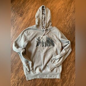 North face men’s bear hoodie size small